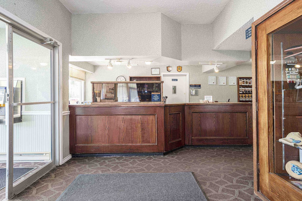 sandman inn mcbride