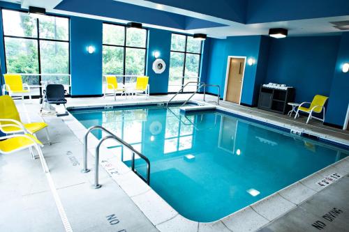holiday inn express hotel and suites harrisburg west by ihg