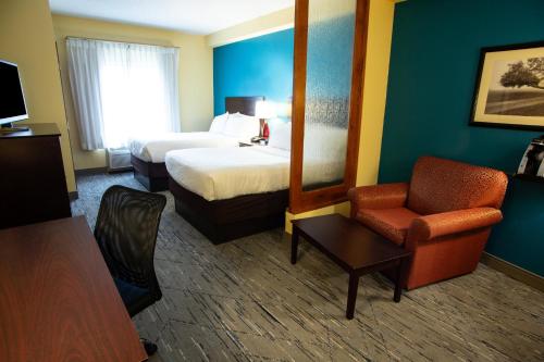 holiday inn express hotel and suites harrisburg west by ihg