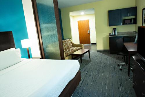 holiday inn express hotel and suites harrisburg west by ihg
