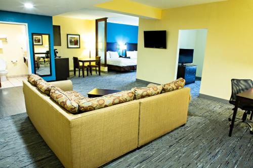 holiday inn express hotel and suites harrisburg west by ihg