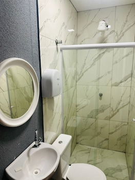 on hostel premium com traslado e cafe