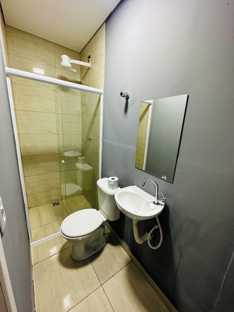 on hostel premium com traslado e cafe