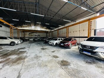 on hostel premium com traslado e cafe