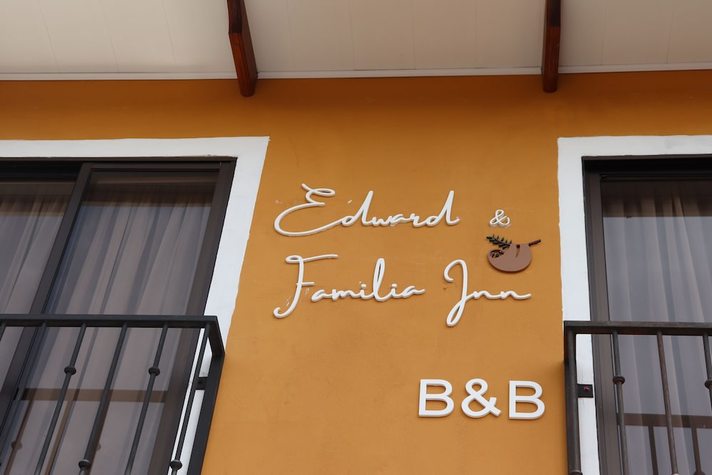 edward and familia inn