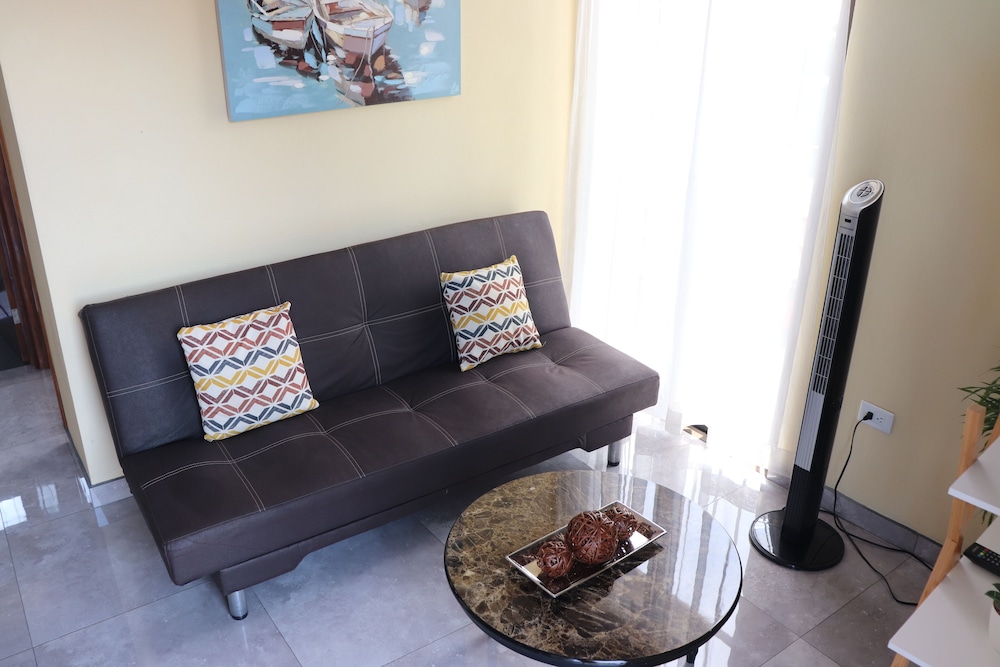 edward and familia inn