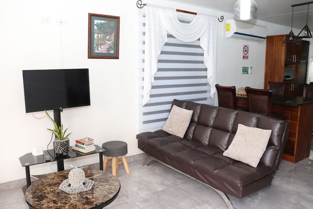 edward and familia inn