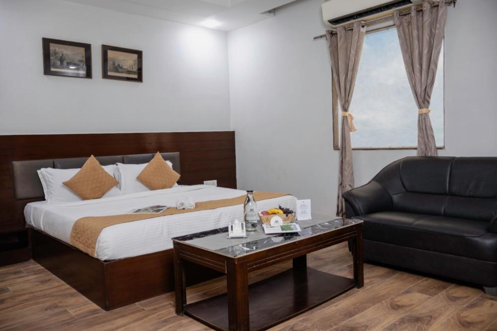 hhw hotel agra