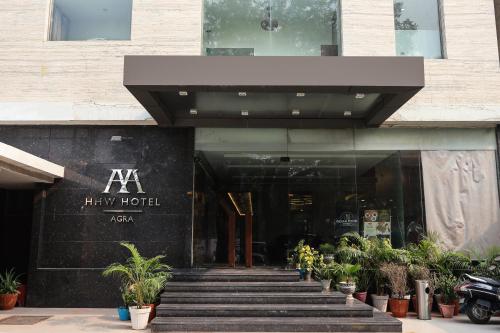 hhw hotel agra