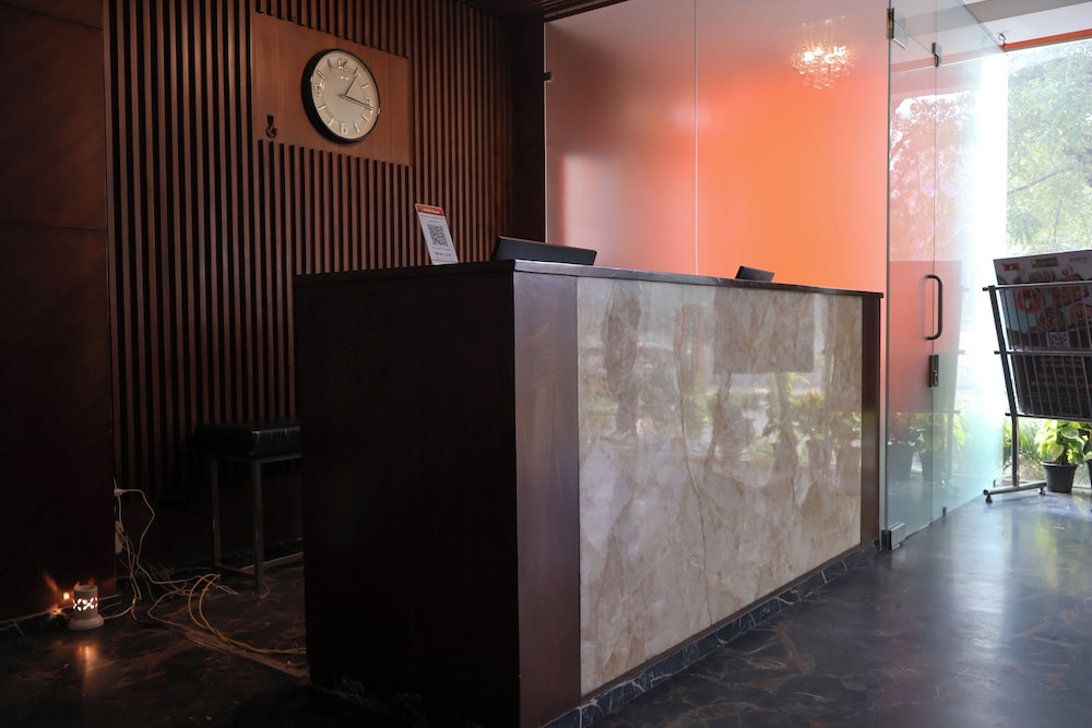 hhw hotel agra