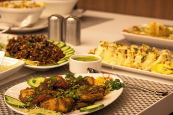 hhw hotel agra