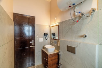 the hosteller dharamshala