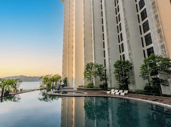 the shore kota kinabalu by five senses