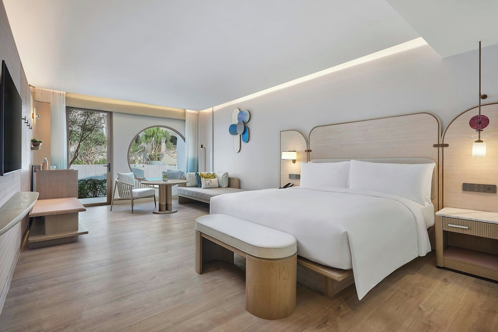 veranda resort phuket autograph collection