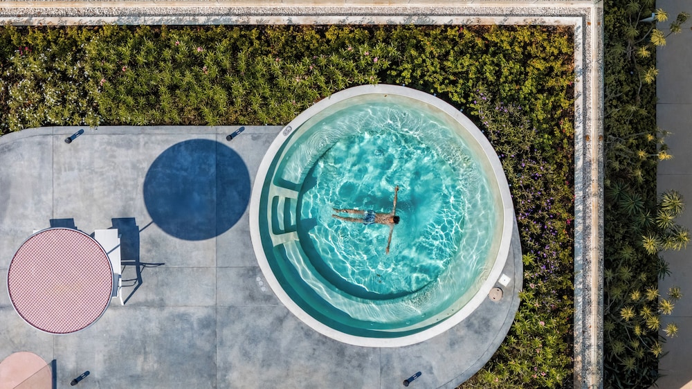 veranda resort phuket autograph collection