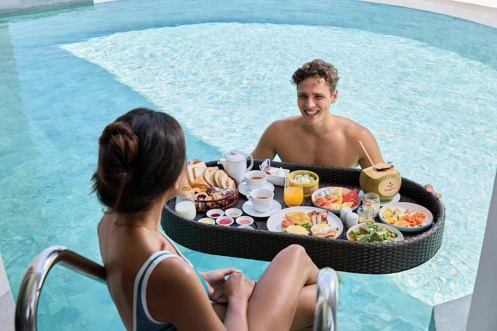 veranda resort phuket autograph collection