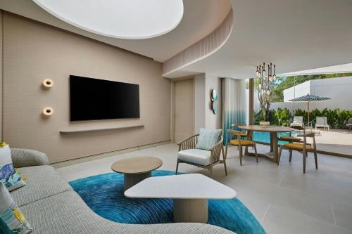 veranda resort phuket autograph collection