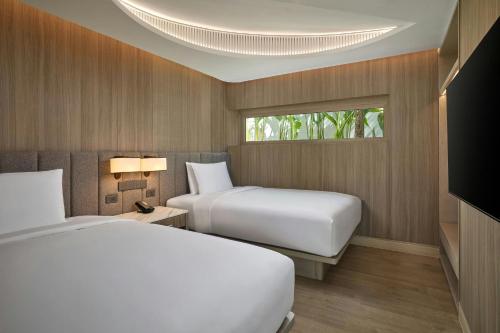 veranda resort phuket autograph collection