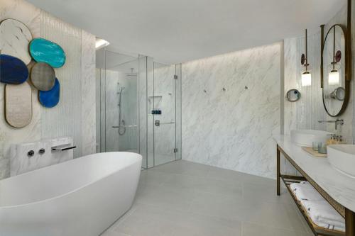 veranda resort phuket autograph collection