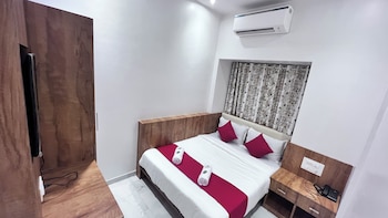 hotel heraa international mumbai
