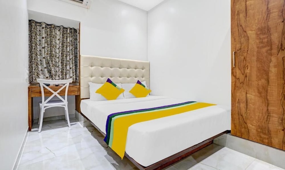 hotel heraa international mumbai