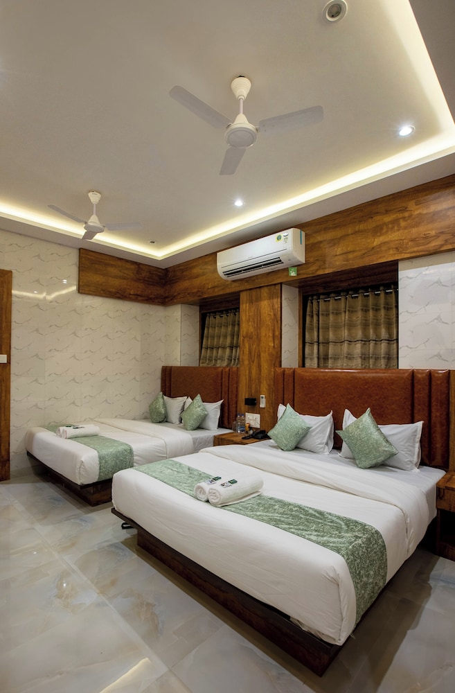 hotel heraa international mumbai