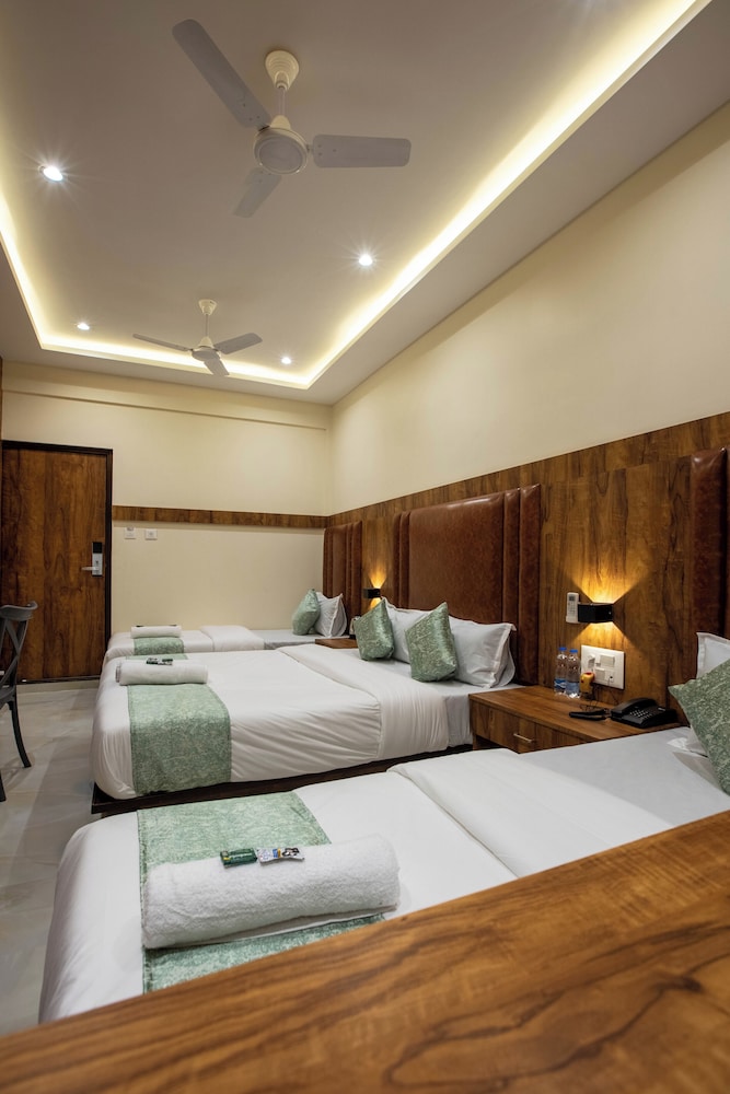 hotel heraa international mumbai