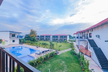 corbett wild flower resort and spa