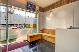 hotel majestic crest