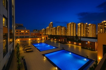 fabhotel prime spectrum metro