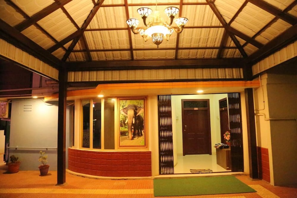 hotel kaala bairav grand