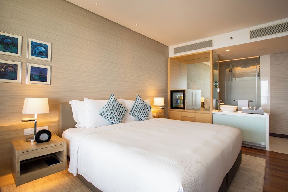 avani riverside bangkok hotel