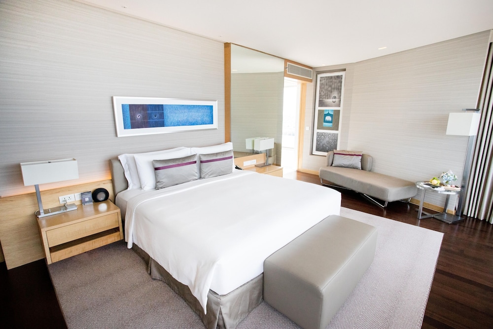 avani riverside bangkok hotel
