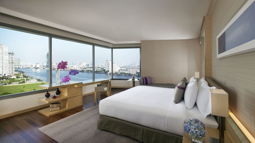 avani riverside bangkok hotel