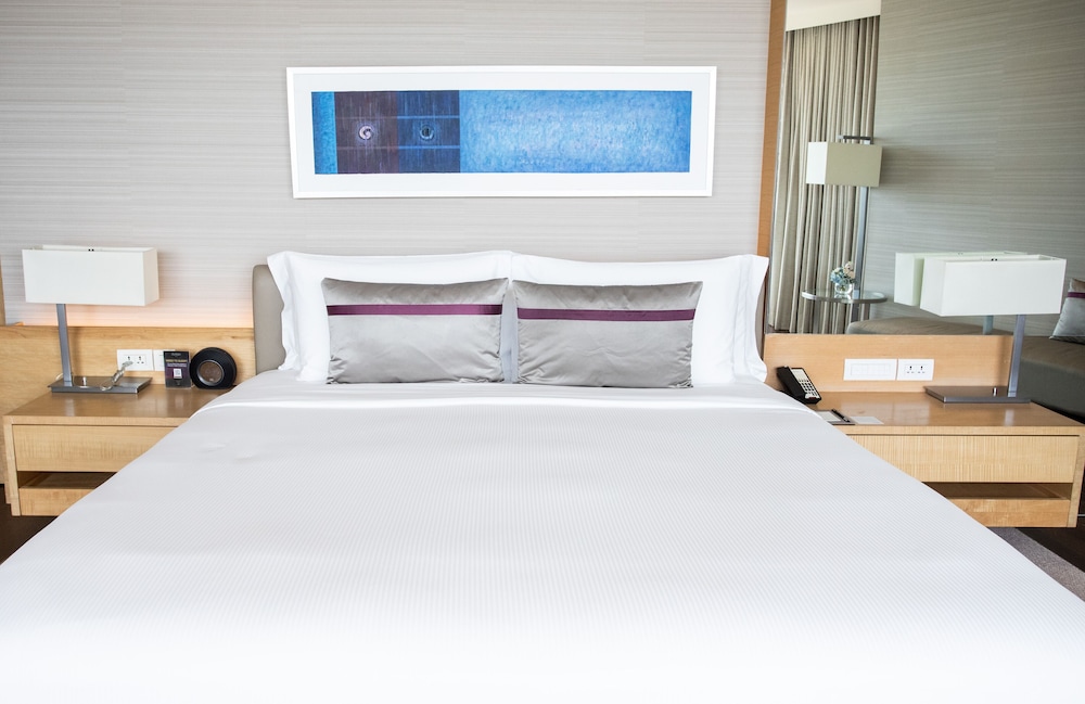 avani riverside bangkok hotel