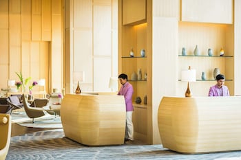 Avani+ Riverside Bangkok Hotel,,5 star