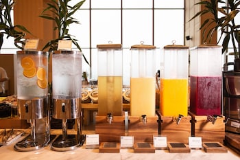 avani riverside bangkok hotel