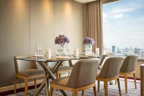 avani riverside bangkok hotel