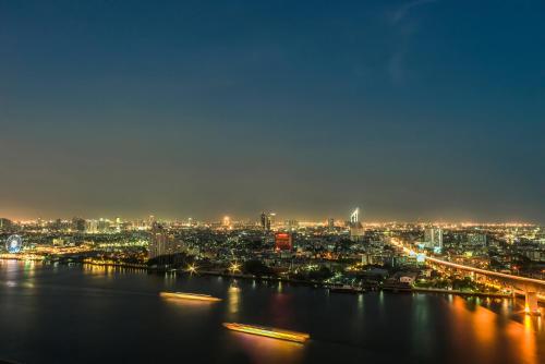 avani riverside bangkok hotel