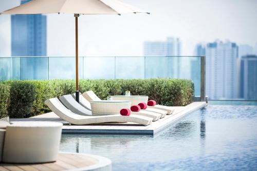 avani riverside bangkok hotel