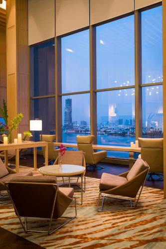 avani riverside bangkok hotel