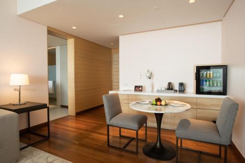 avani riverside bangkok hotel