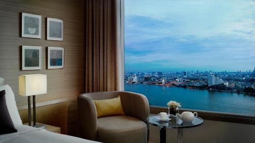 avani riverside bangkok hotel