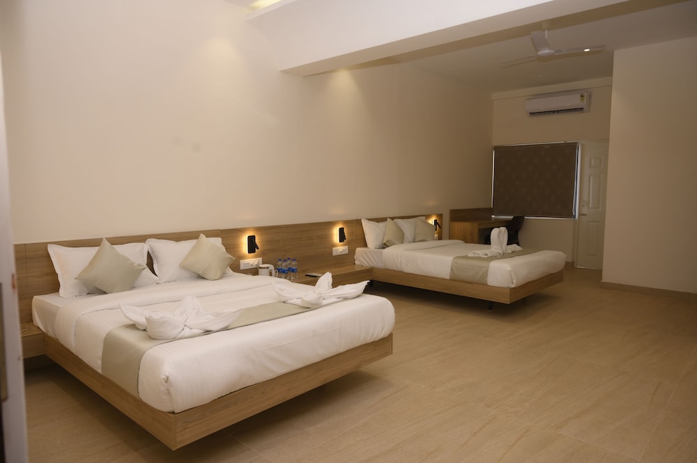 zip by spree hotels neelam nakshatra