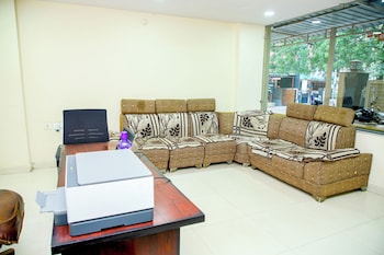 sri ramanjaneya nilayam