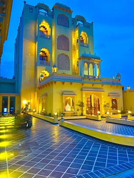 hotel anand bagh eraya hotels