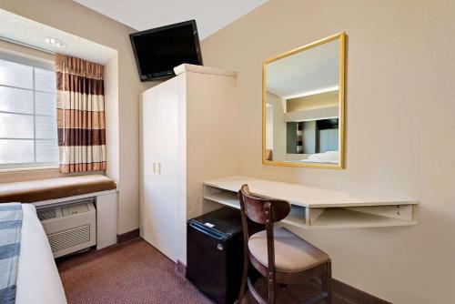 microtel inn and suites by wyndham joplin
