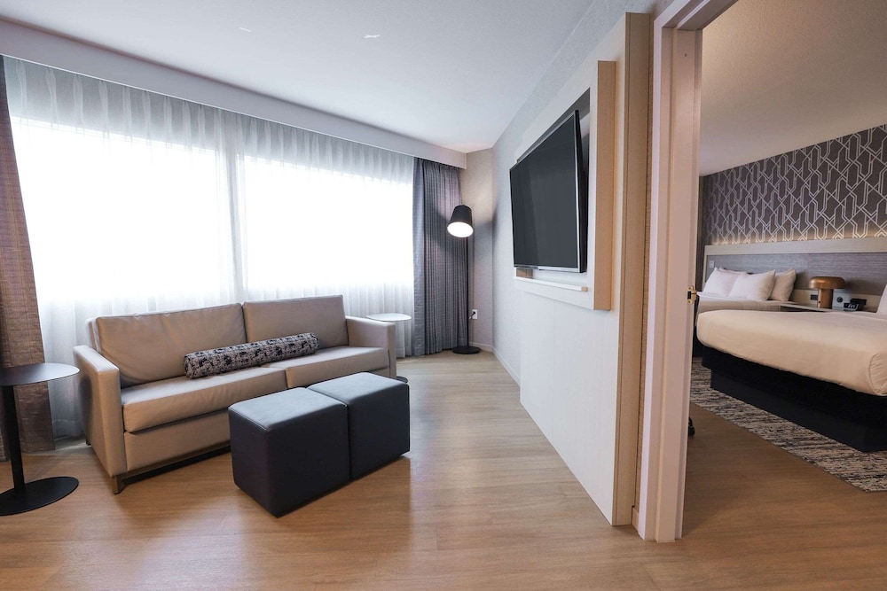 radisson plaza hotel and suites kalamazoo