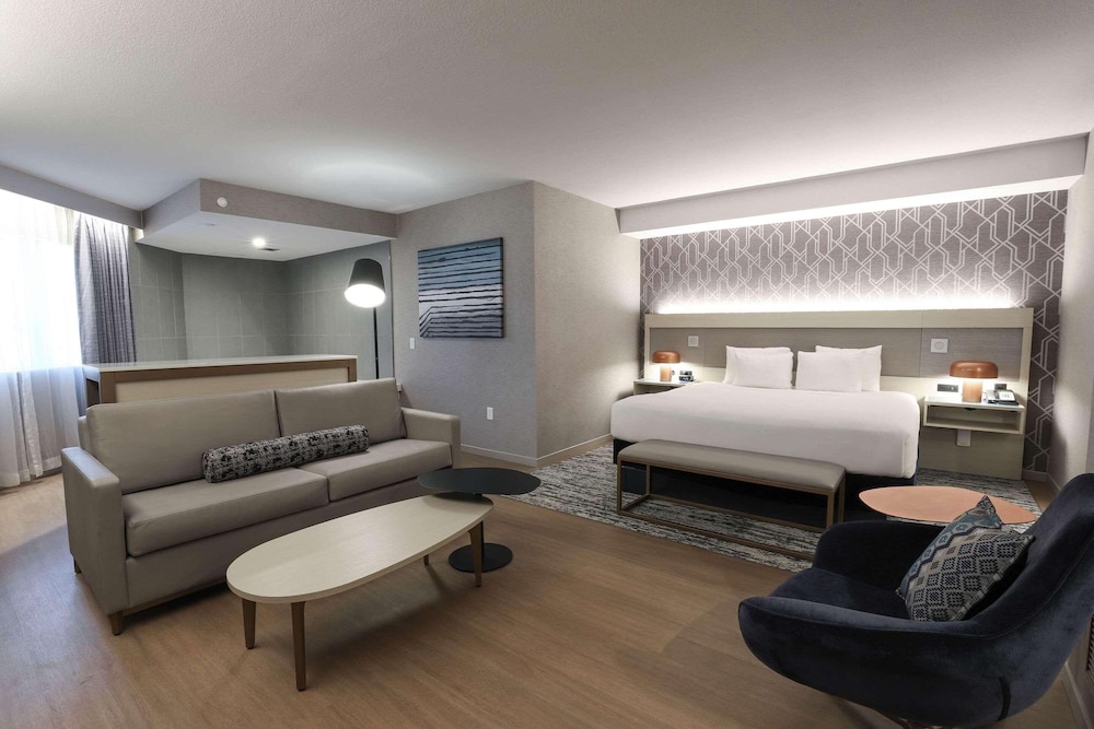 radisson plaza hotel and suites kalamazoo