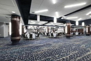 Radisson Plaza Hotel & Suites Kalamazoo,Kalamazoo County>>Kalamazoo,4 star